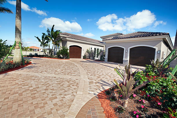 Best Driveway Stamping and Staining in Lakewood, IL