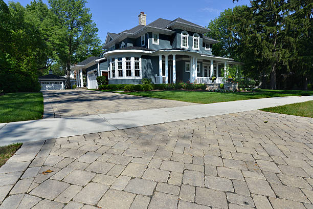 Best Cobblestone Driveway Paving in Lakewood, IL